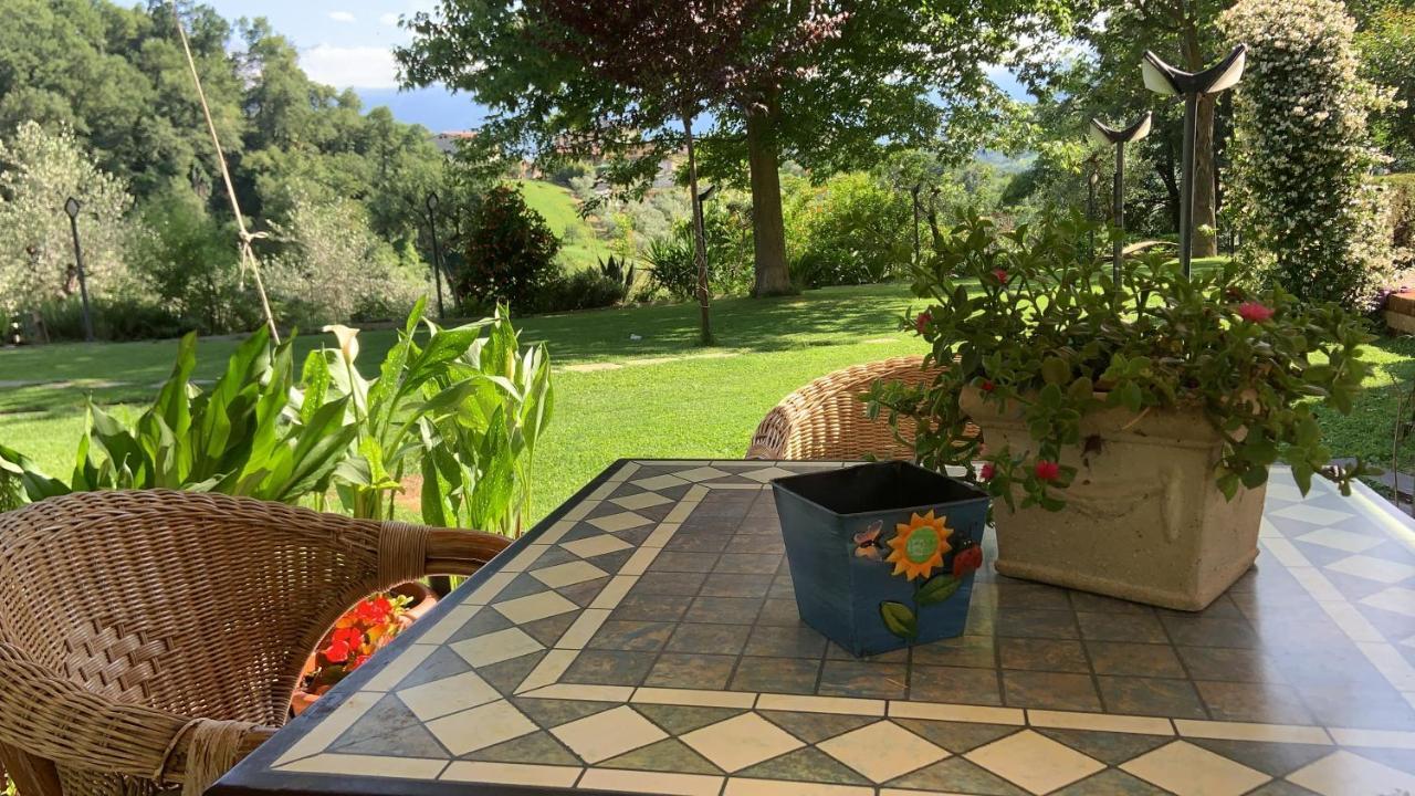 Il Girasole Acomodação com café da manhã Basciano Exterior foto