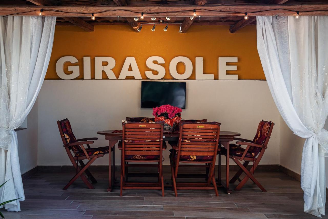 Il Girasole Acomodação com café da manhã Basciano Exterior foto