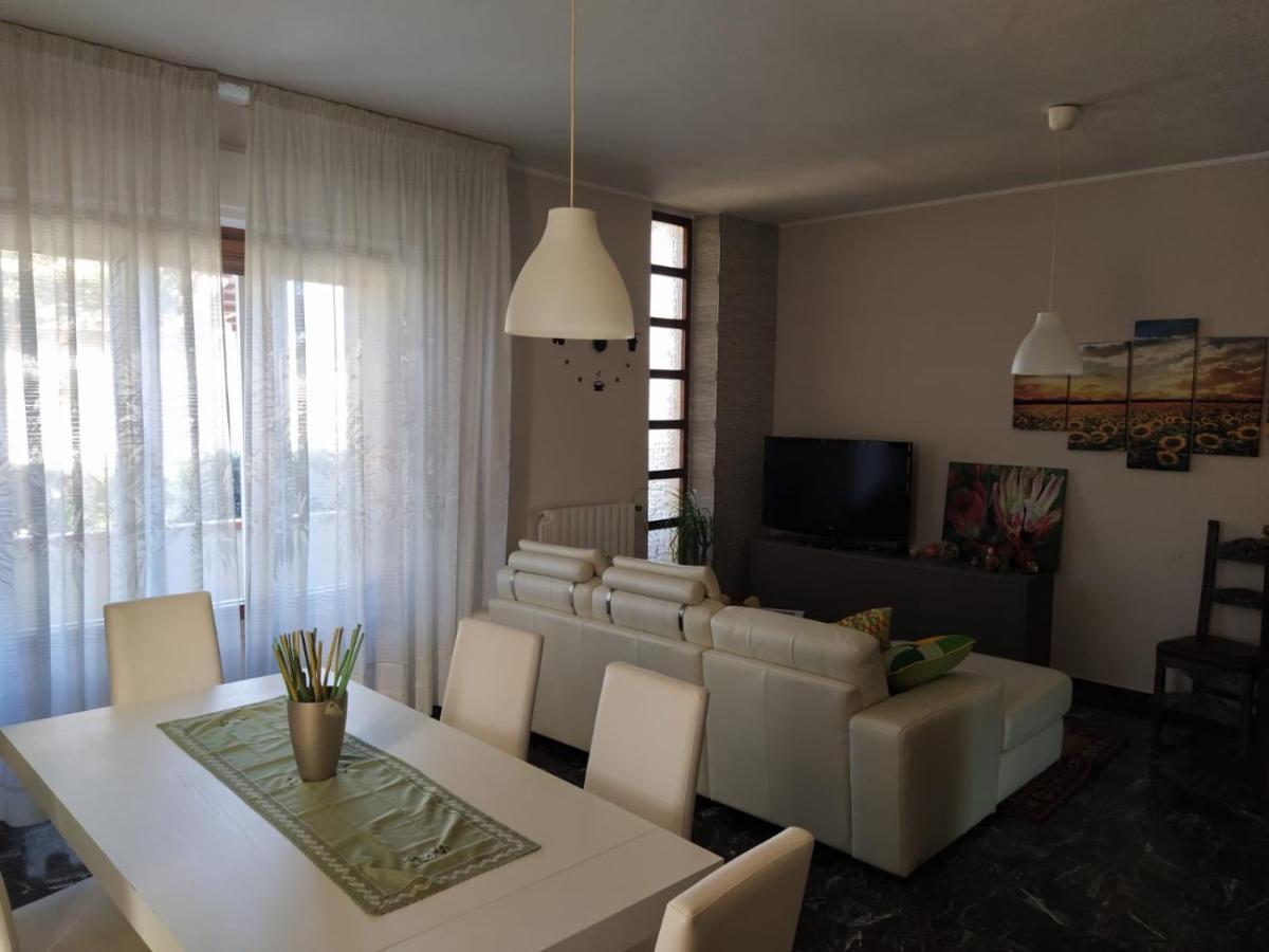 Il Girasole Acomodação com café da manhã Basciano Exterior foto
